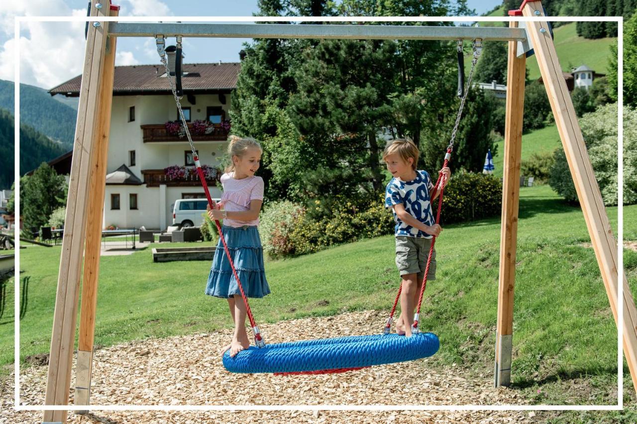 Design-Appartementhaus - Urlaubsresort Hafele Санкт-Якоб-ин-Деферегген Экстерьер фото